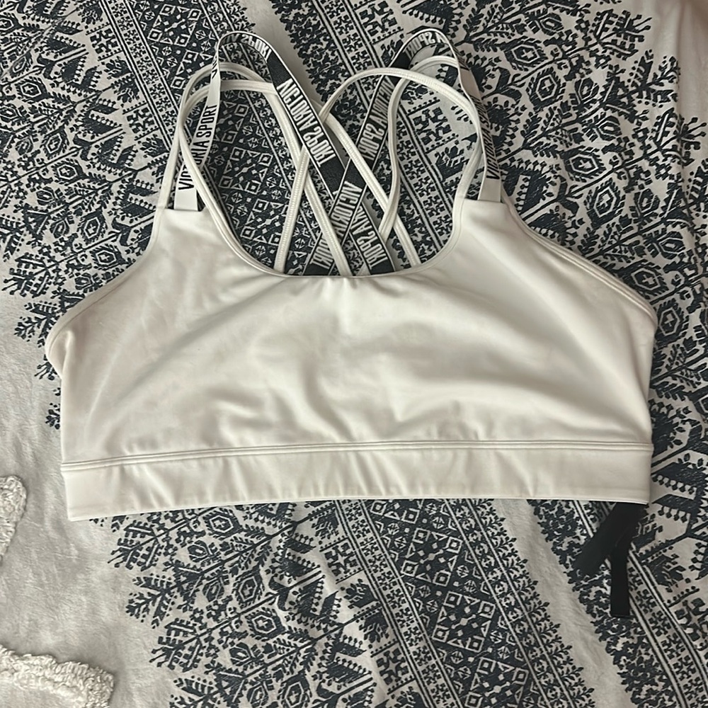 VS sports bra